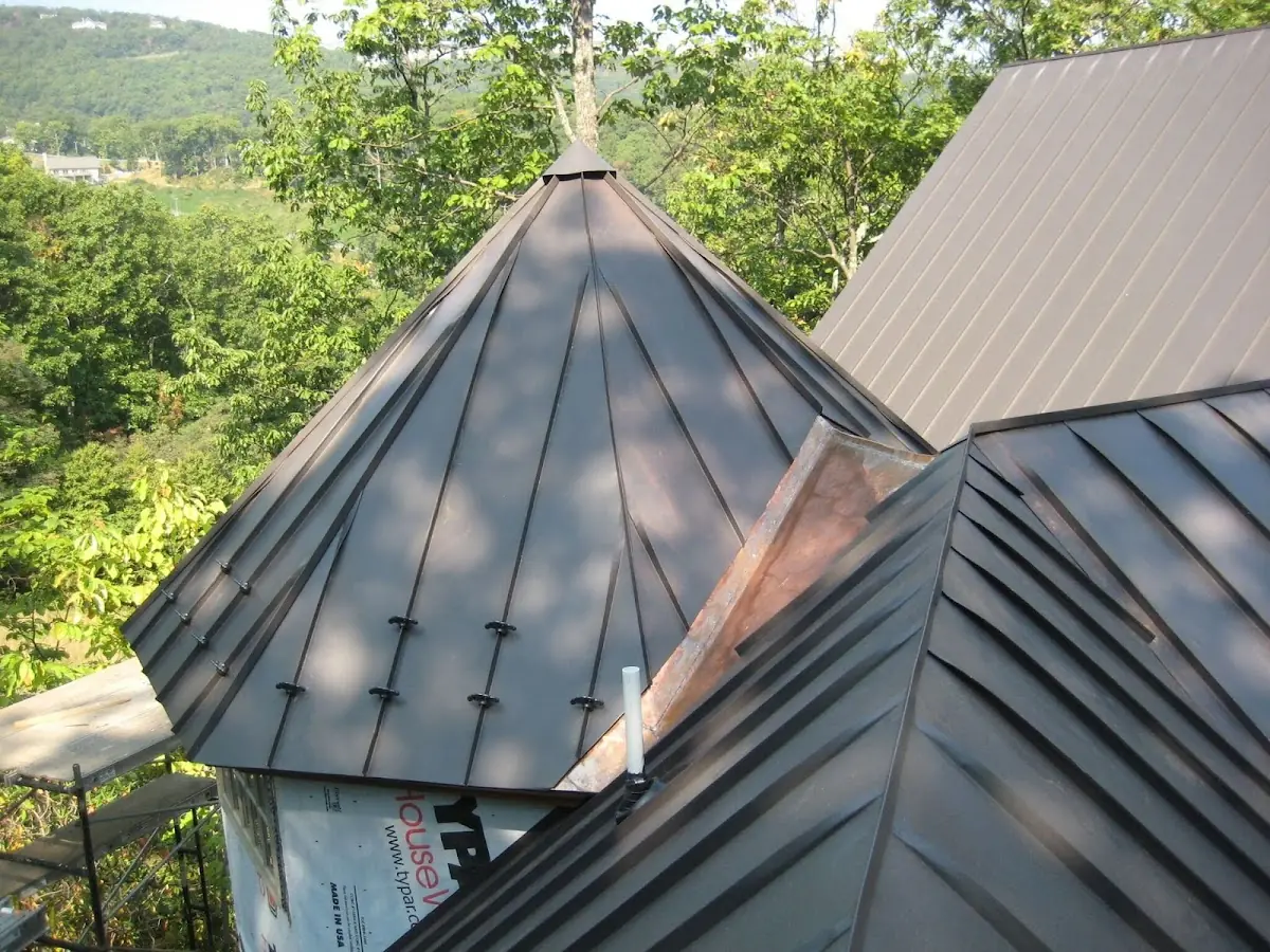 Professional Gutter Cleaning by Craftsman Roofing in Oakhurst